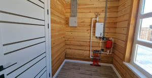 Дом 180м&sup2;, 1-этажный, участок 4 сот.  