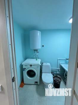 Дом 100м&sup2;, 2-этажный, участок 10 сот.  