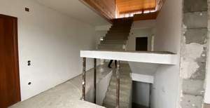 Дом 450м², 3-этажный, участок 4 сот.  