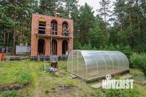 Дом 60м², 2-этажный, участок 6 сот.  