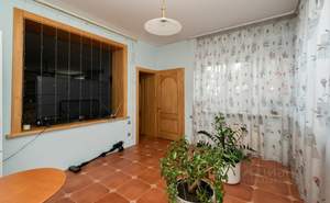 Дом 441м², 3-этажный, участок 7 сот.  