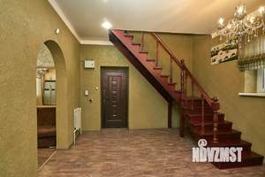 Коттедж 140м², 2-этажный, участок 4 сот.  