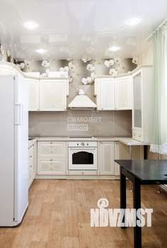 Дом 189м², 2-этажный, участок 10 сот.  