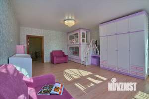 Коттедж 374м², 3-этажный, участок 9 сот.  