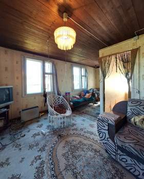 Дом 61м², 2-этажный, участок 10 сот.  