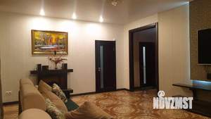 Дом 228м&sup2;, 2-этажный, участок 6 сот.  