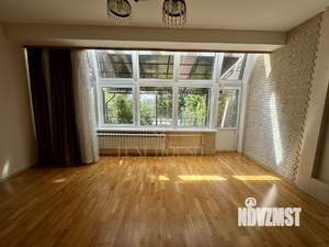 Таунхаус 117м², 2-этажный, участок 1 сот.  