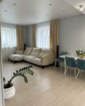 Дом 180м², 2-этажный, участок 9 сот.  