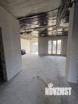 Коттедж 147м², 2-этажный, участок 6 сот.  