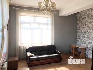 Коттедж 650м&sup2;, 3-этажный, участок 6 сот.  