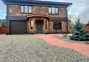 Дом 161м², 2-этажный, участок 12 сот.  