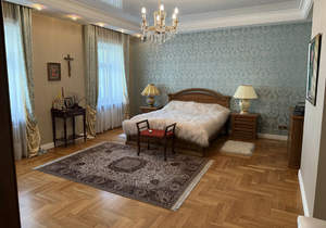 Дом 533м², 3-этажный, участок 7 сот.  