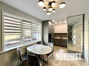 Дом 103м², 2-этажный, участок 6 сот.  