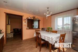 Коттедж 263м², 2-этажный, участок 15 сот.  
