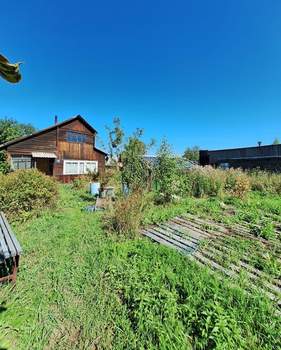 Дом 61м², 2-этажный, участок 10 сот.  