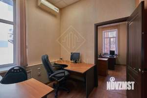 Дом 145м&sup2;, 1-этажный, участок 1 сот.  