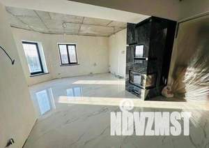 Таунхаус 298м², 2-этажный, участок 4 сот.  