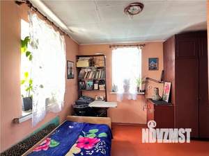 Дом 100м&sup2;, 2-этажный, участок 5 сот.  