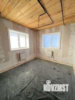 Дом 130м&sup2;, 2-этажный, участок 5 сот.  