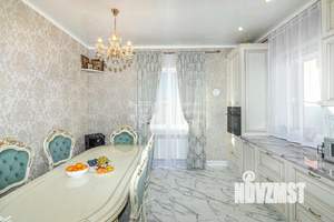 Коттедж 175м², 2-этажный, участок 6 сот.  