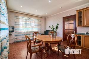 Дом 168м², 2-этажный, участок 11 сот.  