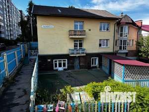 Коттедж 273м², 3-этажный, участок 6 сот.  