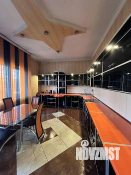 Дом 534м², 3-этажный, участок 18 сот.  