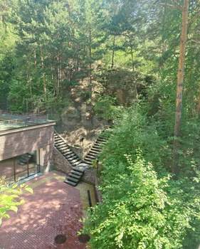 Дом 678м², 2-этажный, участок 20 сот.  