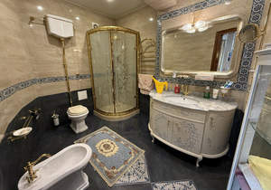 Дом 533м², 3-этажный, участок 7 сот.  