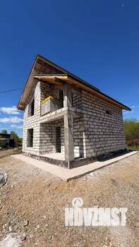 Дом 200м², 2-этажный, участок 5 сот.  