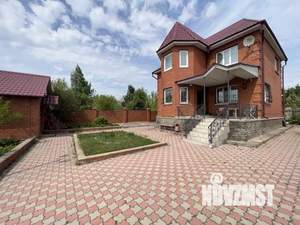 Дом 168м², 2-этажный, участок 11 сот.  