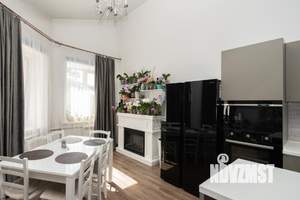 Таунхаус 163м&sup2;, 3-этажный, участок 1 сот.  