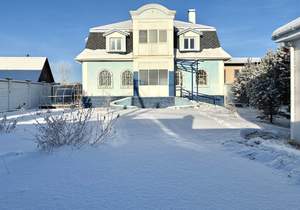 Дом 203м&sup2;, 2-этажный, участок 10 сот.  