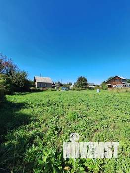 Дом 61м², 2-этажный, участок 10 сот.  