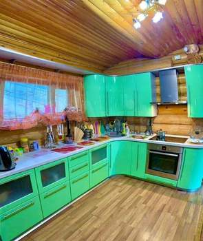 Дом 224м², 3-этажный, участок 13 сот.  