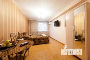 Студия квартира, посуточно, 24м2, 1/6 этаж