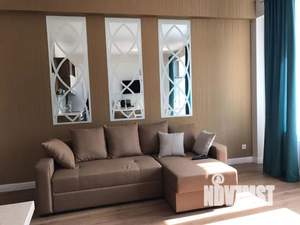 Студия квартира, посуточно, 38м2, 1/4 этаж