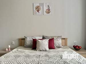 Студия квартира, посуточно, 47м2, 9/16 этаж