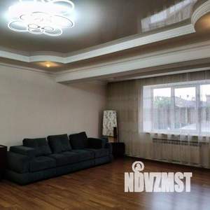 5-к квартира, на длительный срок, 177м2, 2/6 этаж