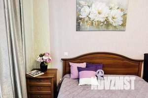 1-к квартира, посуточно, 44м2, 14/17 этаж