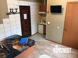 1-к квартира, посуточно, 18м2, 1/2 этаж