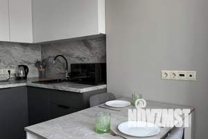 1-к квартира, посуточно, 37м2, 2/10 этаж