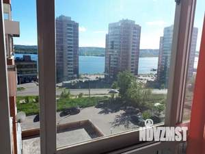 Студия квартира, посуточно, 40м2, 8/10 этаж