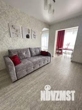 1-к квартира, посуточно, 42м2, 12/20 этаж