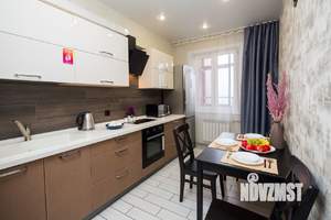 1-к квартира, посуточно, 41м2, 14/18 этаж