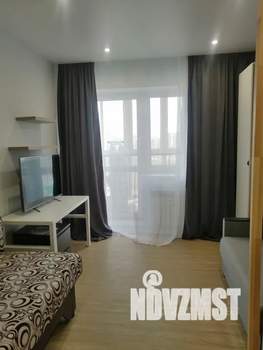 1-к квартира, посуточно, 33м2, 13/16 этаж