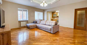 3-к квартира, на длительный срок, 134м2, 3/7 этаж