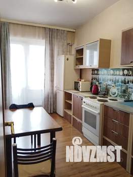 1-к квартира, посуточно, 40м2, 6/12 этаж