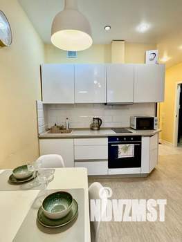 Студия квартира, посуточно, 40м2, 6/17 этаж