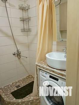 Студия квартира, посуточно, 20м2, 4/18 этаж